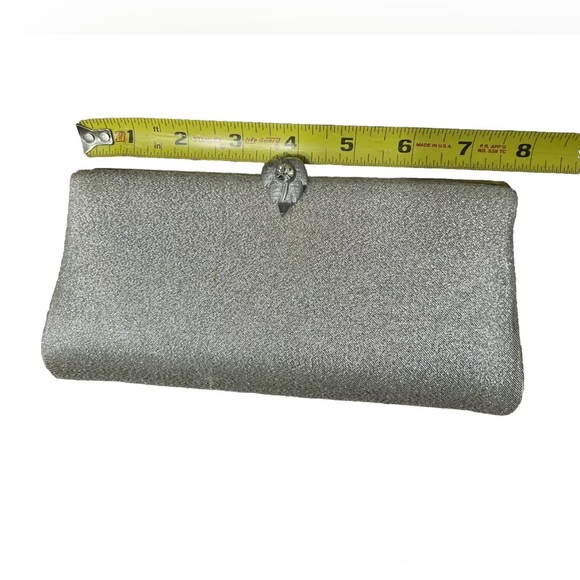 Vintage Silver Clutch Purse Leaf Clasp Hidden Chain MCM Metallic Textured Fabric - Picture 9 of 13
